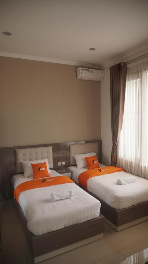 Kirana Residence By Sampai Coliving Yogyakarta Extérieur photo