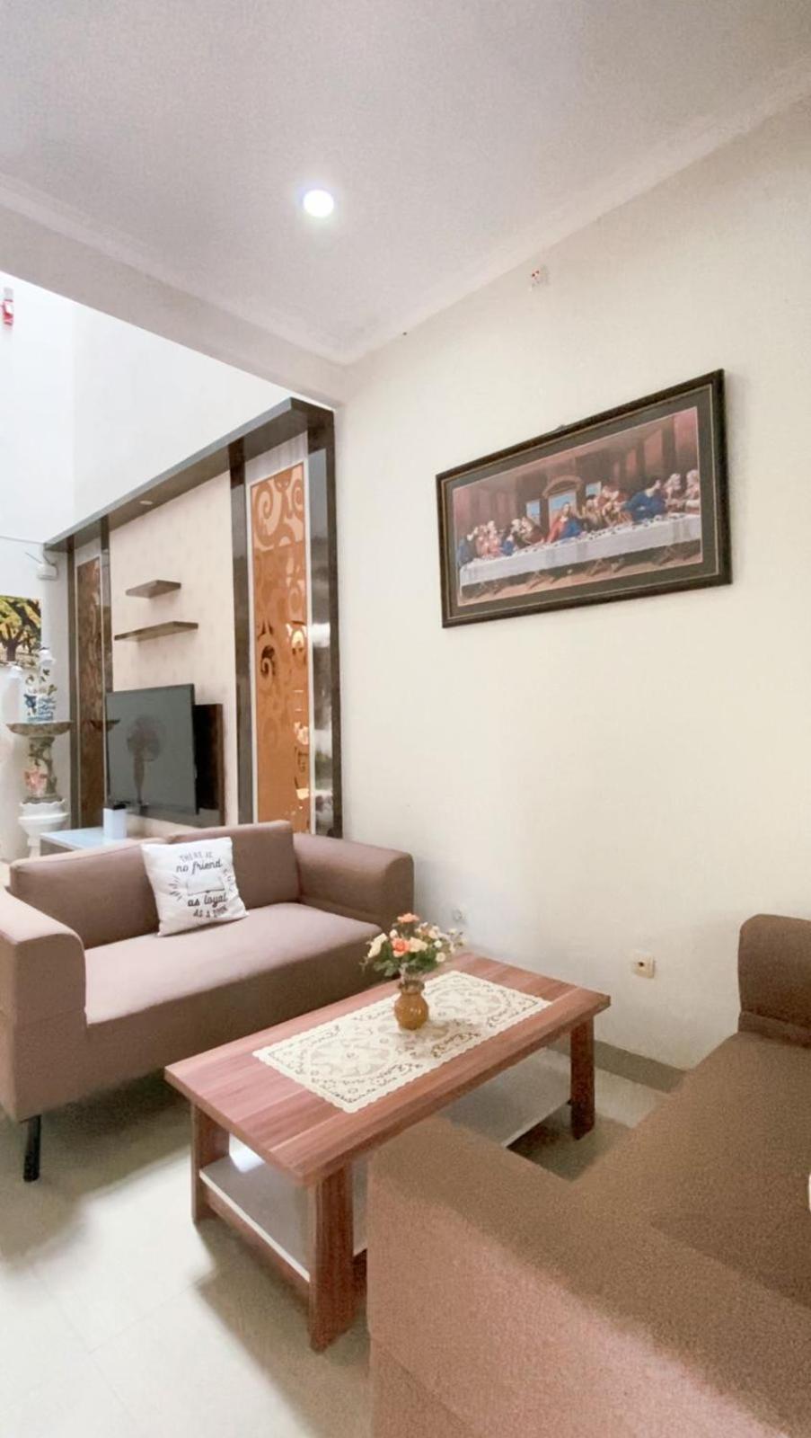 Kirana Residence By Sampai Coliving Yogyakarta Extérieur photo