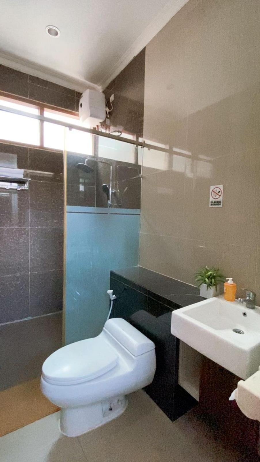 Kirana Residence By Sampai Coliving Yogyakarta Extérieur photo